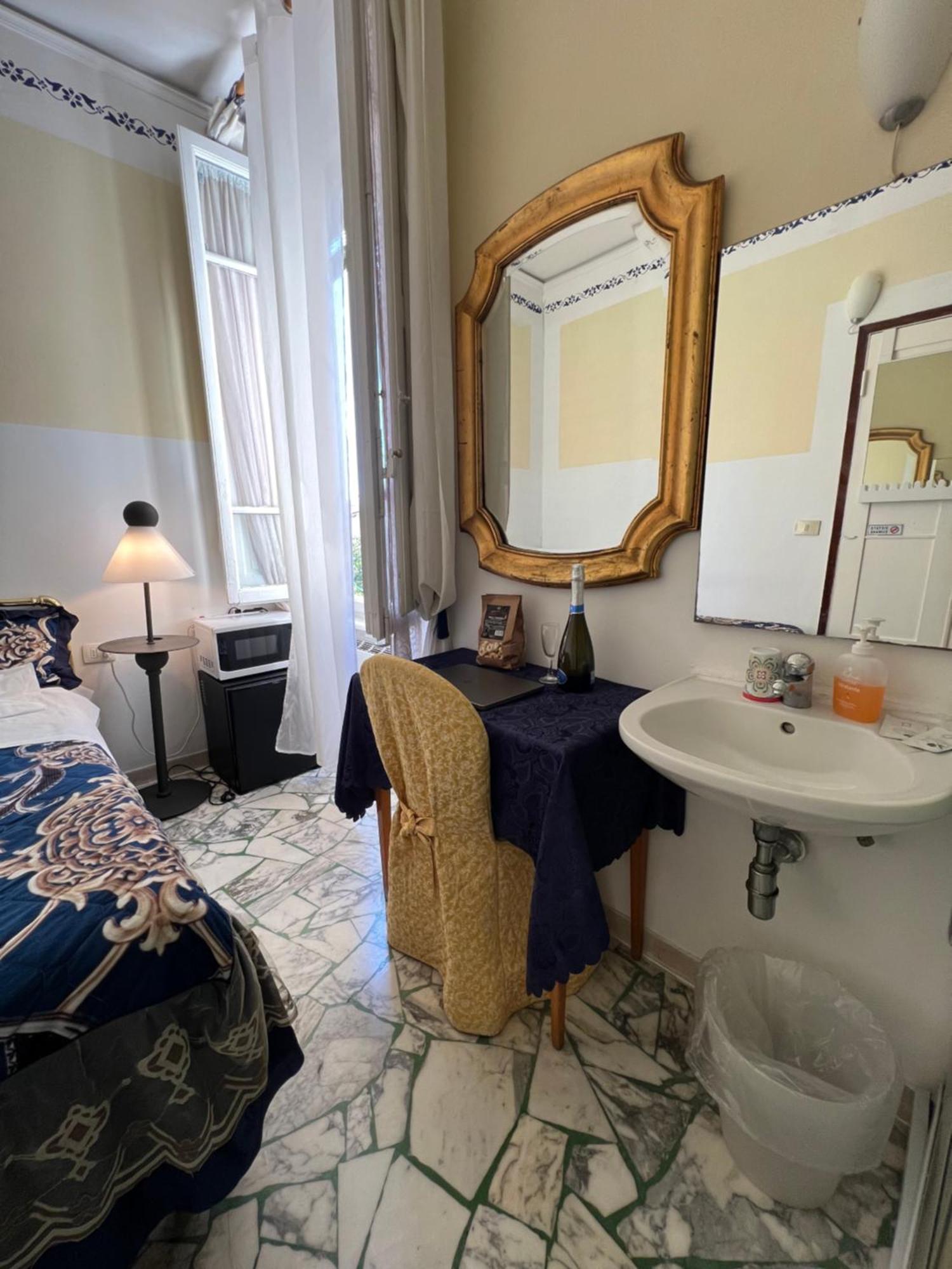 Casa Maya Florence Luaran gambar